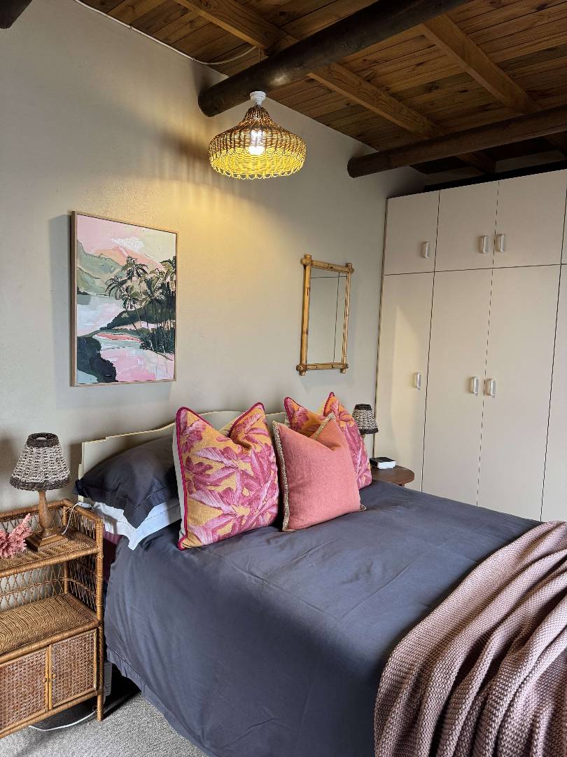 To Let 4 Bedroom Property for Rent in Stilbaai Western Cape